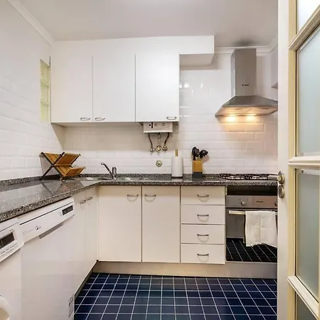 Comfy 2bd House In Center Of By Guestready Апартаменты Лиссабон